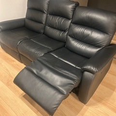 ⚠️12/21削除予定 ニトリ電動リクライニングソファ 3人掛けの画像