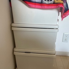 プラスチック スリムチェスト3段 キャスター付き ホワイトの画像