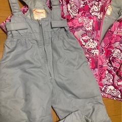 女の子スキーウェア上下セット　120㎝の画像