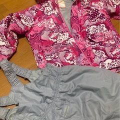 女の子スキーウェア上下セット　120㎝の画像