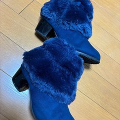 キッズショートブーツ19センチ　ネイビーファーブーツの画像