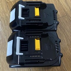 バッテリー 2台マキタの画像