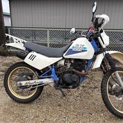 スズキ　SX200R の画像