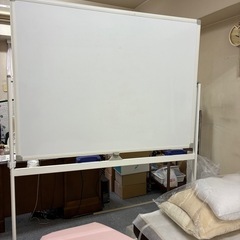 ホワイトボード
の画像
