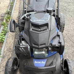 自走式芝刈機の画像