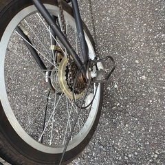 折りたたみ自転車の画像