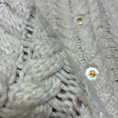 レディース　ニットカーディガン　ホワイトベージュの画像