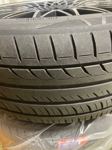 タイヤホイール4本セット21インチ