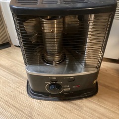 石油ストーブ、加湿器、空気清浄機など、計4点セットでの画像