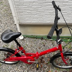 折りたたみ自転車の画像