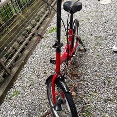 折りたたみ自転車の画像