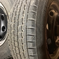 軽トラック専用スタッドレスタイヤ4本セットの画像
