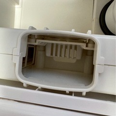 日立ふとん乾燥機 アッとドライ HFK- VS2500BG-W 2021年製の画像