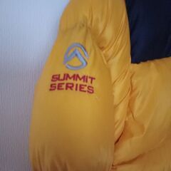 ノースフェイスダウンジャケットの画像