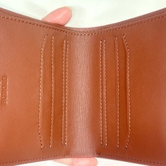 折りたたみ財布（ホーウイン（牛革））の画像