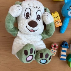 赤ちゃん おもちゃ まとめ売り 知育玩具 ぬいぐるみ ラトル 木のおもちゃ歯固めラトルエドインターミキハウス他の画像