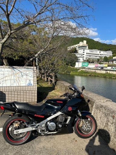 ヤマハFJ1200