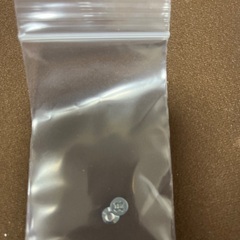 ゴミ袋ホルダー シンク下 収納 シンク扉 白 山崎実業 キッチン キッチン収納 ゴミ袋 引っ掛け プレート シンク扉ゴミ袋ホルダー の画像