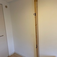 2×4の板×2本の画像