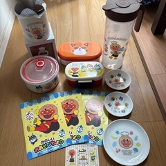 新品未使用含アンパンマン食器セットお茶ポット皿保存容器お弁当箱等まとめ売り　すかいらーくアンパンマン クラブの画像