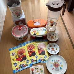 新品未使用含アンパンマン食器セットお茶ポット皿保存容器お弁当箱等まとめ売り　すかいらーくアンパンマン クラブの画像