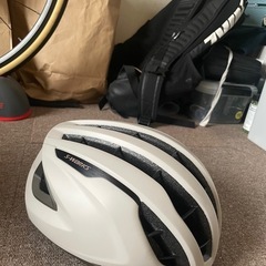 SPECIALIZED PREVAIL 3 Round FIT Mサイズの画像