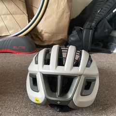 SPECIALIZED PREVAIL 3 Round FIT Mサイズの画像