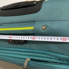 スーツケースの画像