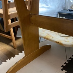 テーブル椅子2つもお渡し可能　伸縮可能　の画像