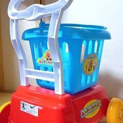 アンパンマン　ショッピングカートの画像