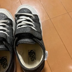 VANSスニーカー20㌢の画像