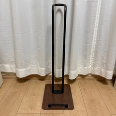 アイリスオーヤマ 掃除機スタンドの画像