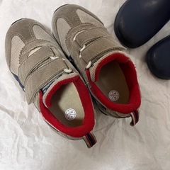 【まとめ売り】ブランド子供靴の画像