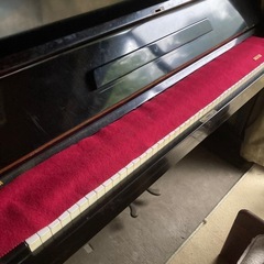 中古ピアノの画像