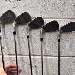 TaylorMadeアイアンドライバーセットの画像