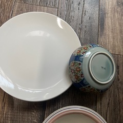 お皿いろいろの画像