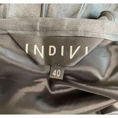 ◯INDIVIスカート膝下黒Lの画像