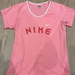 レディース　スポーツウェアまとめ売りの画像