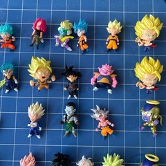 ドラゴンボール など　ガチャガチャ フィギュア 70体程 まとめ売りの画像