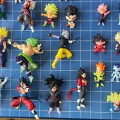 ドラゴンボール など　ガチャガチャ フィギュア 70体程 まとめ売りの画像