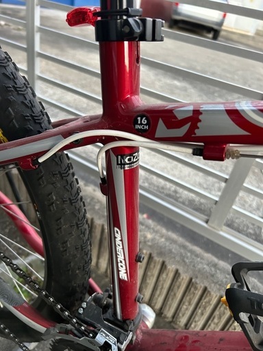 入手困難❗️kona コナcindercone？2011 年モデル？スタンド付き