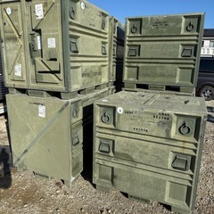 米軍　放出品　コンテナ　世田谷ベース　倉庫　道具箱　物置　FRP 5台セットの画像