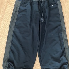 NIKE レディース　スポーツウェア　ハーフパンツ2枚セット売りの画像