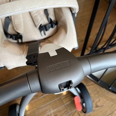 ほぼ新品　ストッケエクスプローリー　ベージュ　定価17万の画像