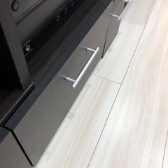 テレビボードの画像