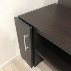 テレビボードの画像