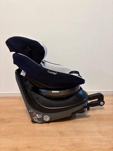 コンビ 新生児対応 回転式 クルムーヴ スマート Light ISOFIX