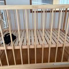 ベビーベッド　　ファルスカ　　　ベットサイドベットの画像