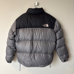 ノースフェイス　ヌプシ　700  ダウンジャケット
の画像