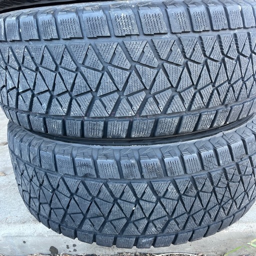 スタッドレスタイヤ265/65R17